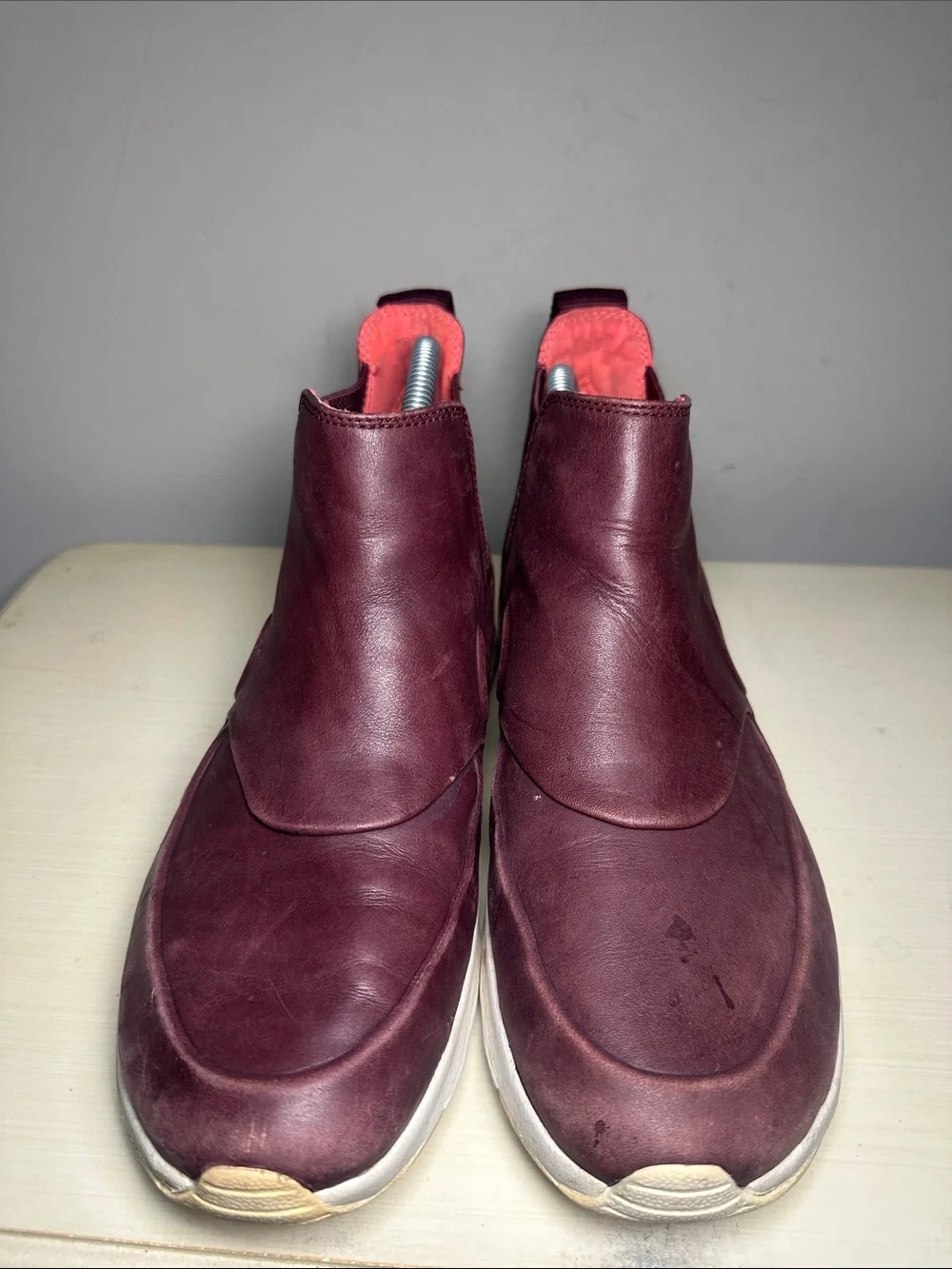 Nike air max Thea mid leather Maroon Slip-On Athletic Boots with Coral Accents